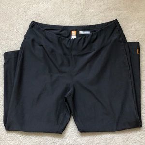 Lucy activewear capris